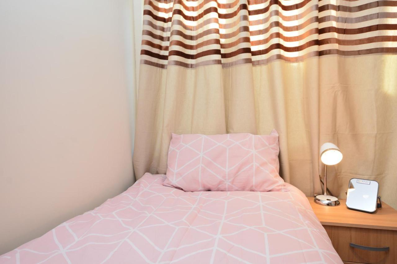 London Luxury 5 Bedroom House 2 Min Walk To The Tube Station Dagenham Eksteriør bilde